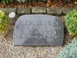 Meta   Hansen .JPG